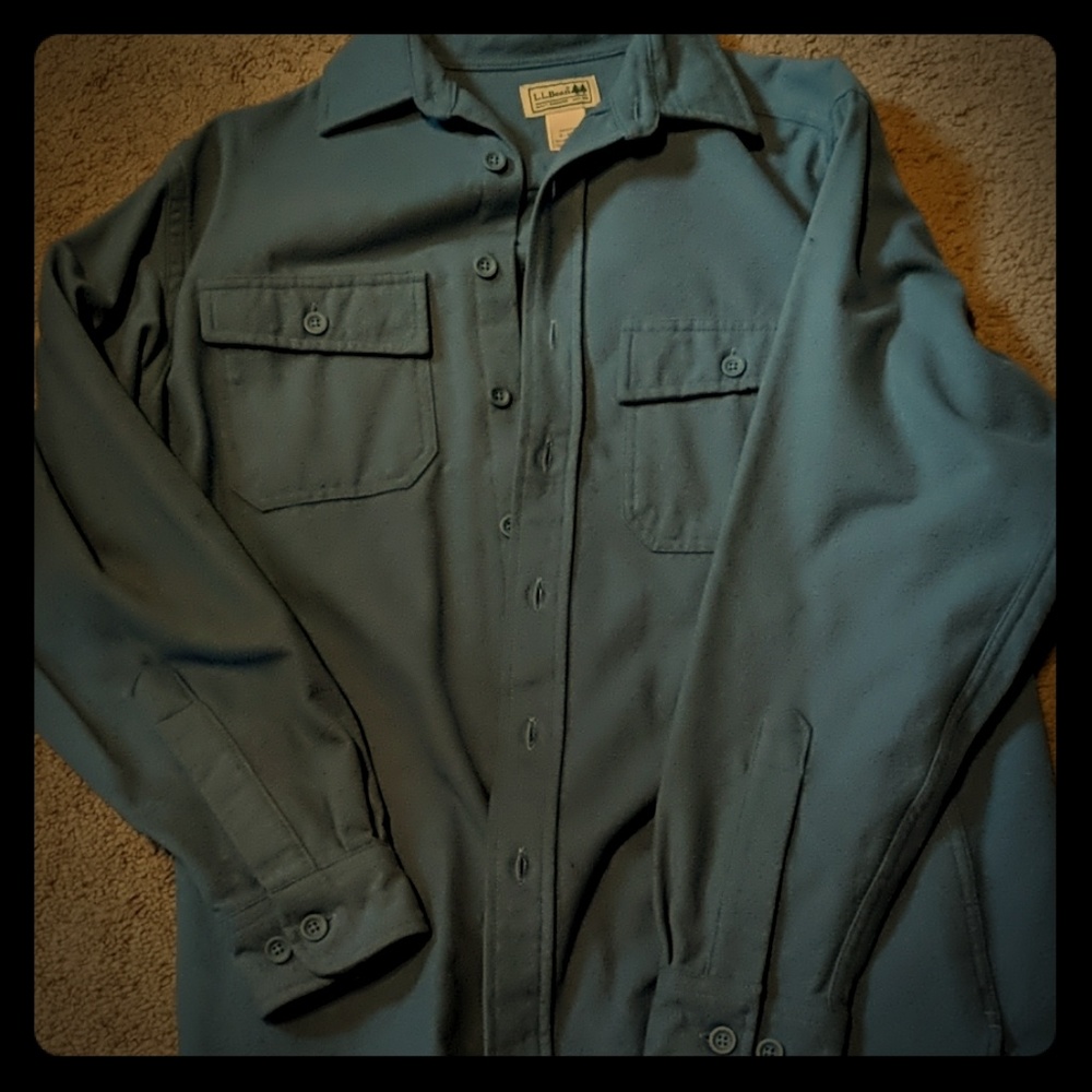 Mens L.L. Bean button up top